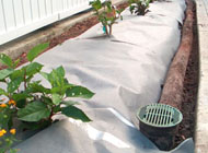 Weed barrier on side bed.  Photo by Stibolt