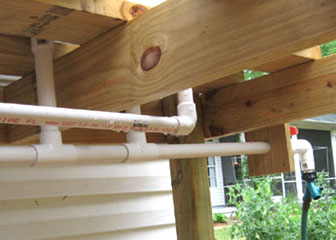 1-inch pipes connect together and on to a pvc spigot. Photo by Stibolt.