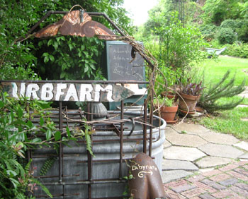 A visit to Victoria Freeman's UrbFarm.  Photo by Stibolt